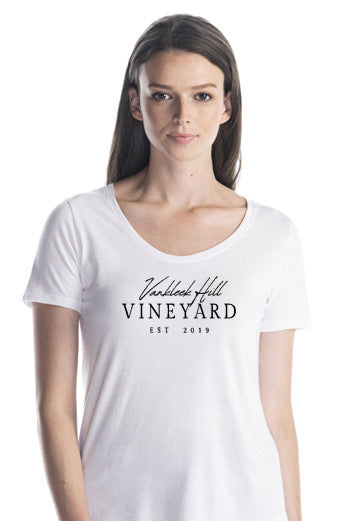 T shirt  Vankleek Hill Vineyard logo